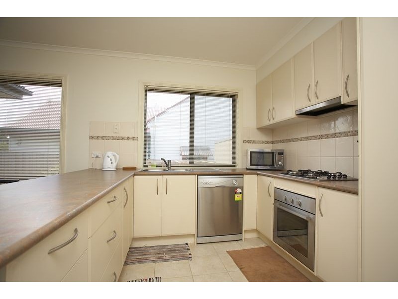 1/69 Scoresby Road, Bayswater VIC 3153