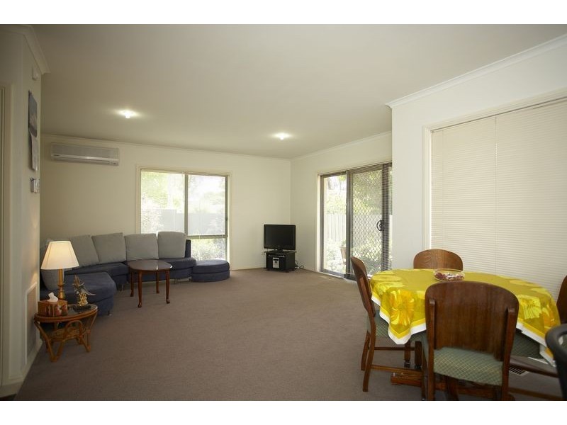 1/69 Scoresby Road, Bayswater VIC 3153
