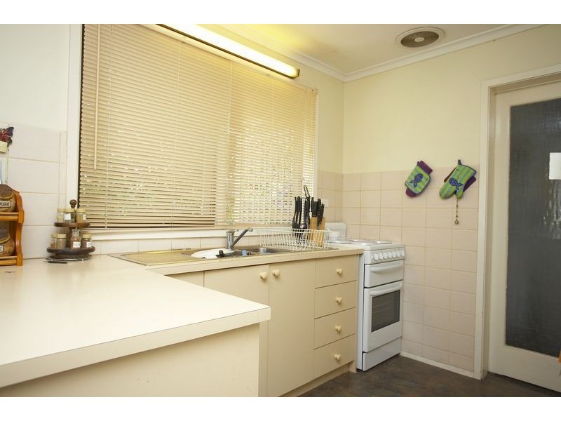 82 Sasses Avenue, Bayswater VIC 3153