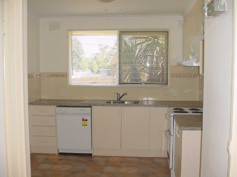 2/105 DORSET ROAD, Boronia VIC 3155