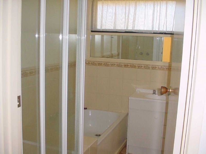 2/105 DORSET ROAD, Boronia VIC 3155