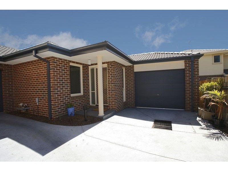 4/7 View Road, Bayswater VIC 3153