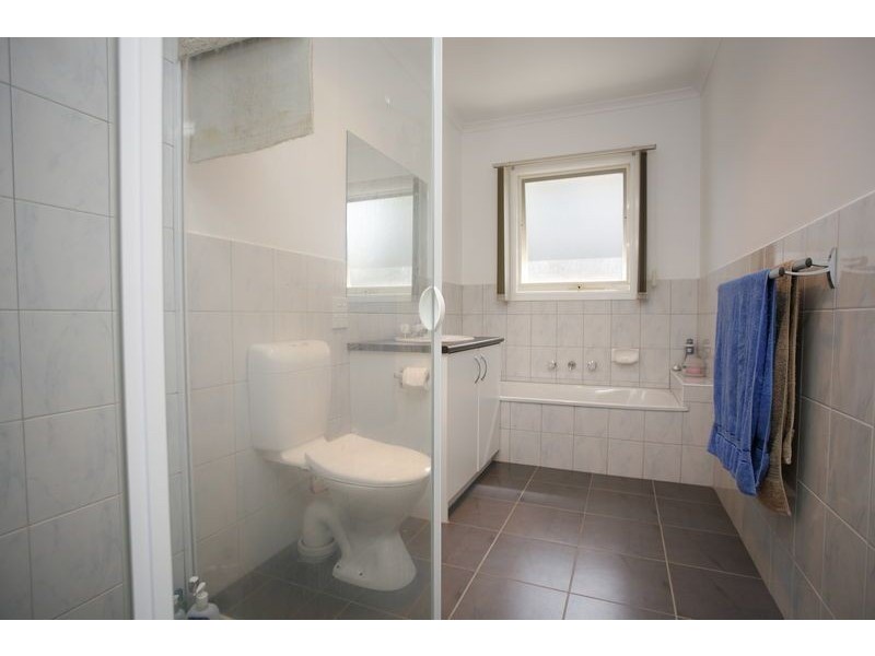 4/7 View Road, Bayswater VIC 3153