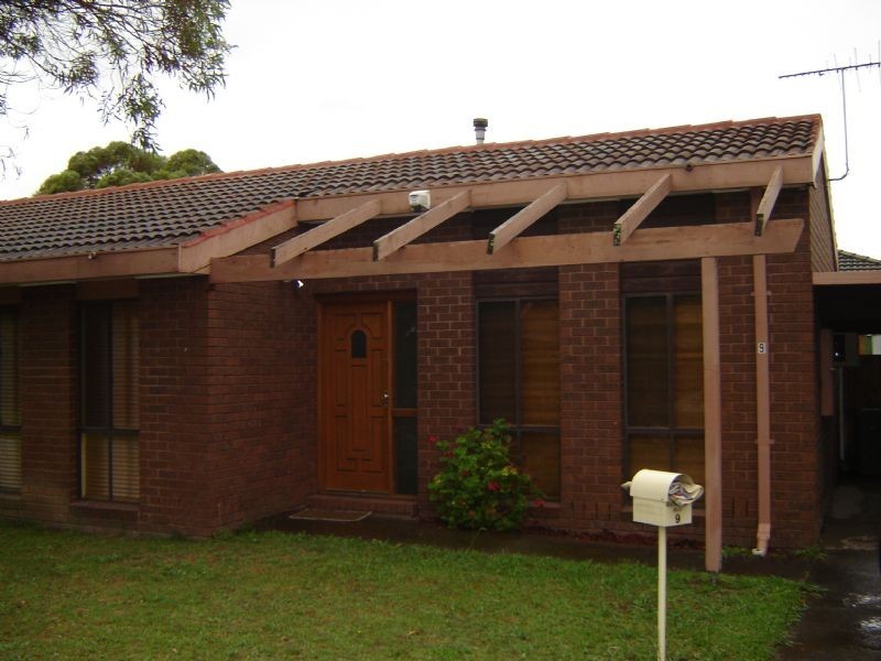 9/1-3 Connolly Crescent, Bayswater VIC 3153