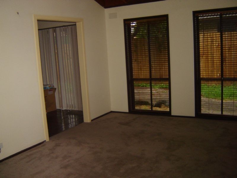 9/1-3 Connolly Crescent, Bayswater VIC 3153