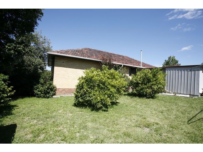 8 Bona Vista Road, Bayswater VIC 3153
