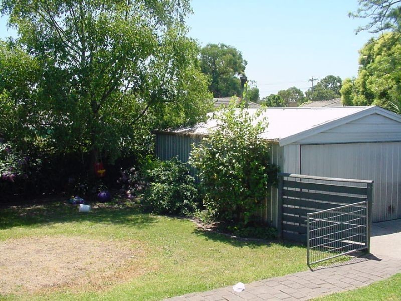 25 JAMES ROAD, Ferntree Gully VIC 3156
