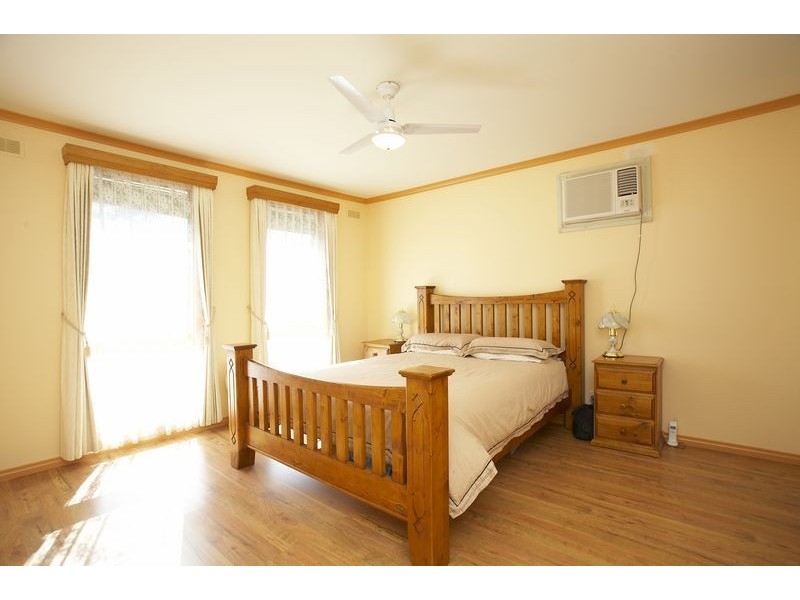 9 Waratah Avenue, Bayswater North VIC 3153