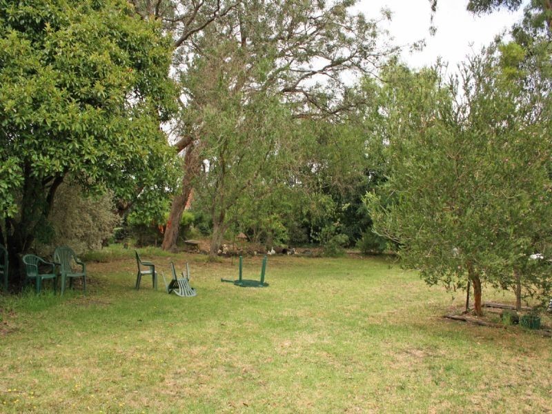 9 Ash Grove, Bayswater VIC 3153