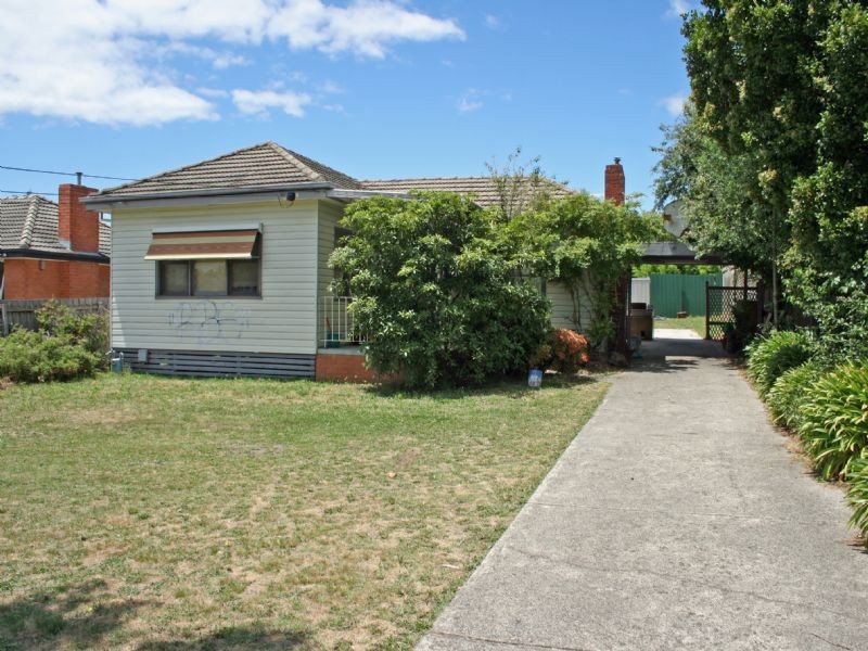 14 View Road, Bayswater VIC 3153