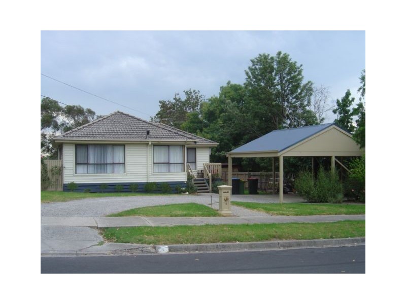 4 NERISSA STREET, Ferntree Gully VIC 3156