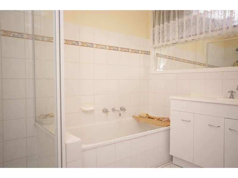 13 Koorong Avenue, Bayswater North VIC 3153