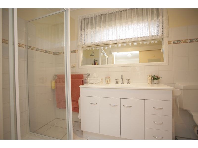 13 Koorong Avenue, Bayswater North VIC 3153