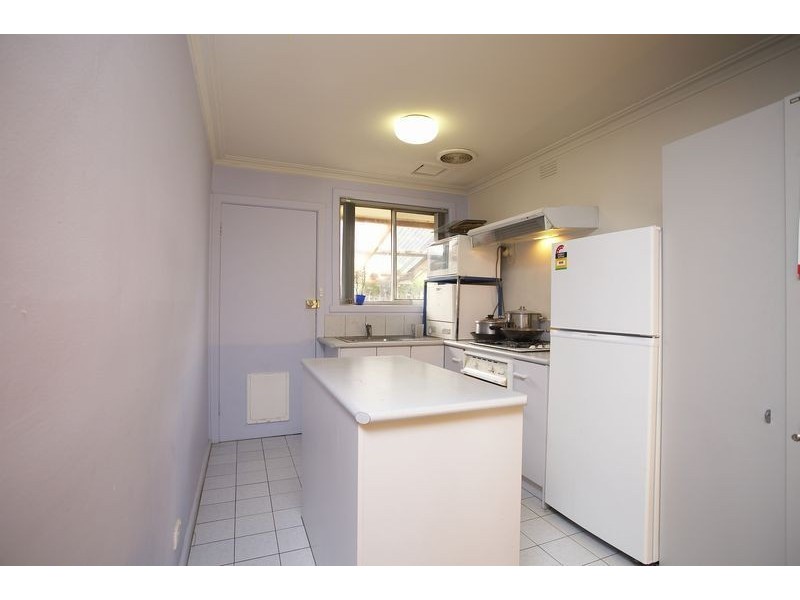 2/6 Wallace Avenue, Bayswater VIC 3153