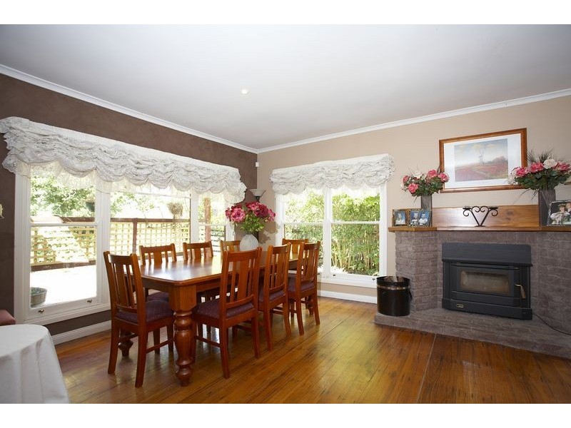 74 Scoresby Road, Bayswater VIC 3153