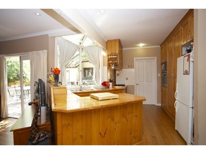 74 Scoresby Road, Bayswater VIC 3153