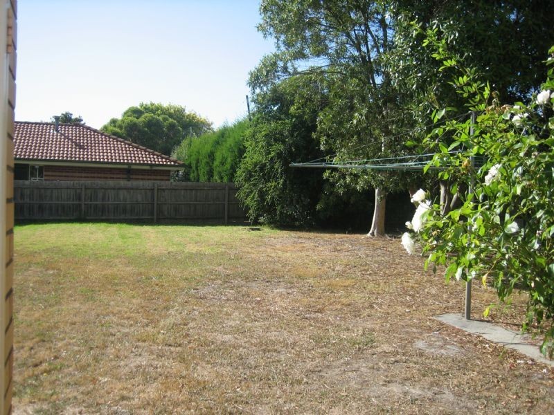 1/7 Cullis Parade, Bayswater VIC 3153