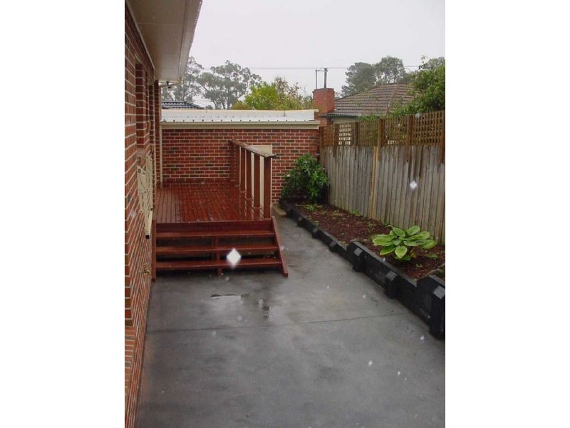 2/41 COMMERCIAL ROAD, Ferntree Gully VIC 3156