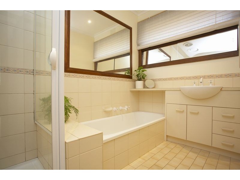 3 Bimbadeen Court, Bayswater VIC 3153