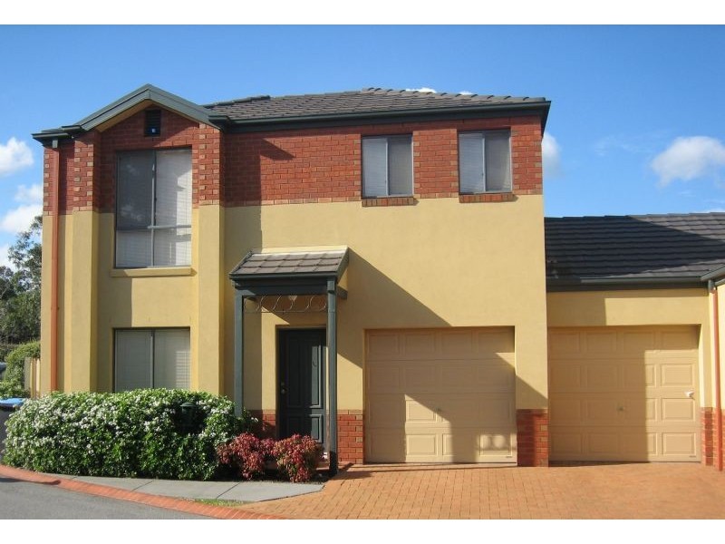 48 St. Laurent  Rise, Knoxfield VIC 3180