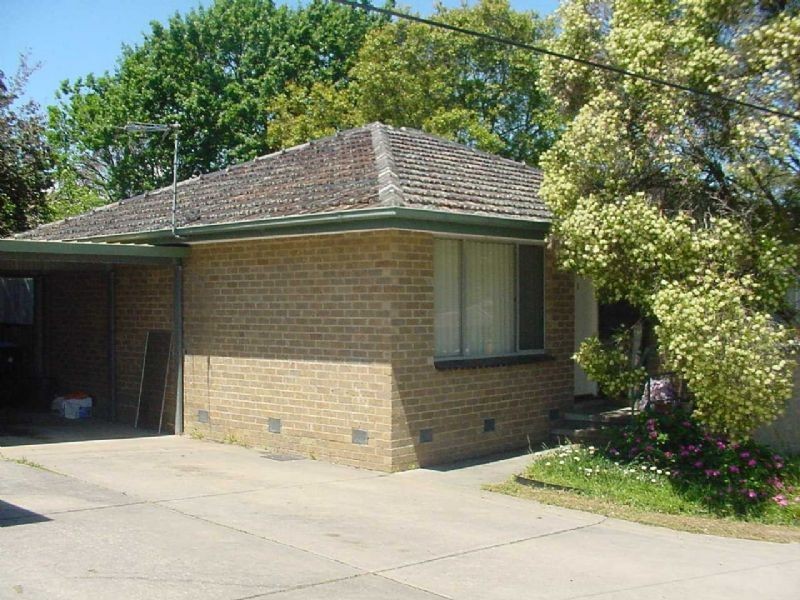 1/2 LANCE ROAD, Bayswater VIC 3153