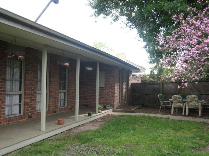 9 ANNE ROAD, Knoxfield VIC 3180