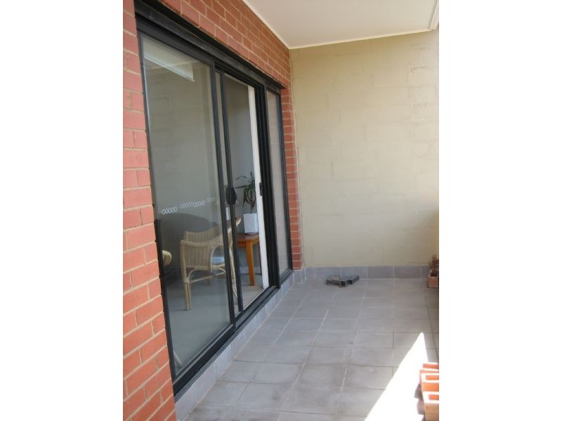 11/1 MONASH GREEN DRIVE, Clayton VIC 3168