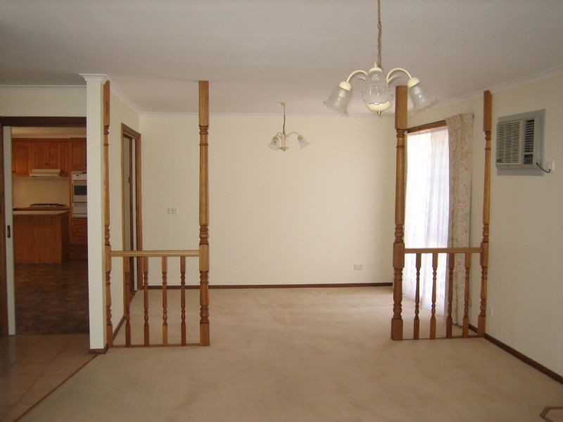 23 FARNHAM ROAD, Bayswater VIC 3153