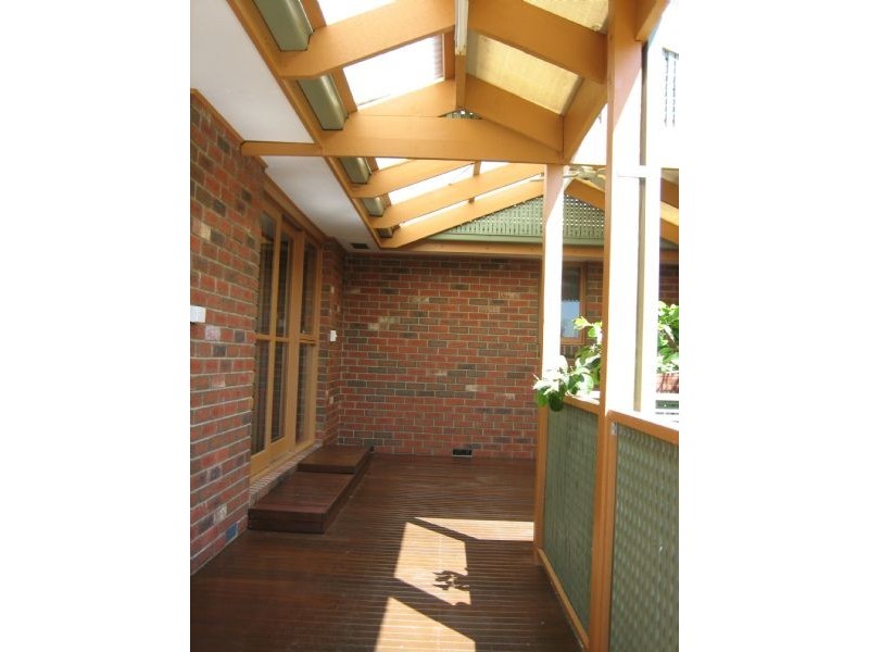 23 FARNHAM ROAD, Bayswater VIC 3153