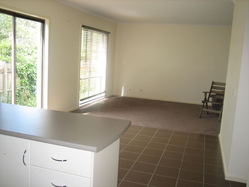 2/40 VICTORIA ROAD, Bayswater VIC 3153