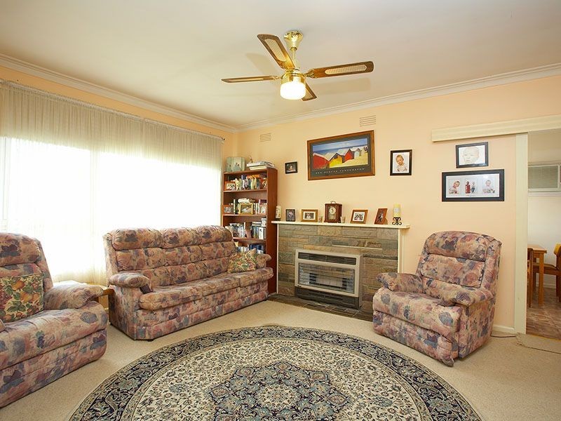 19 Streeton Road, Bayswater VIC 3153