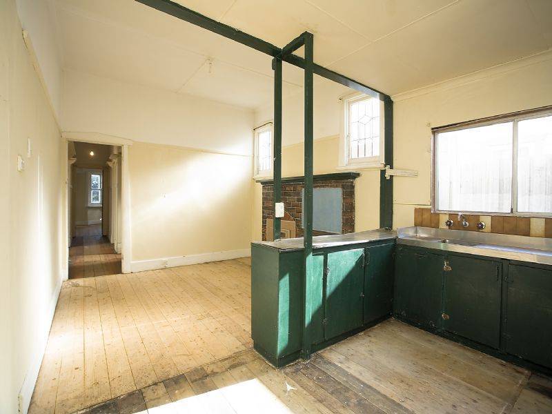 34 Thistle Street, Brunswick VIC 3056