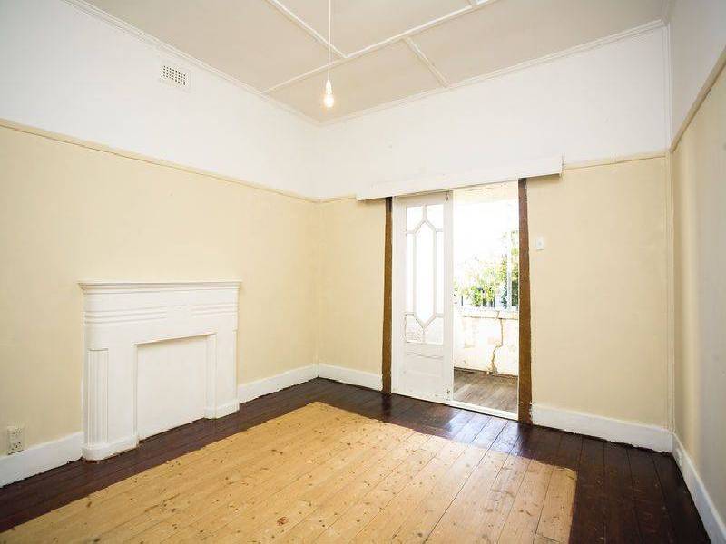 34 Thistle Street, Brunswick VIC 3056