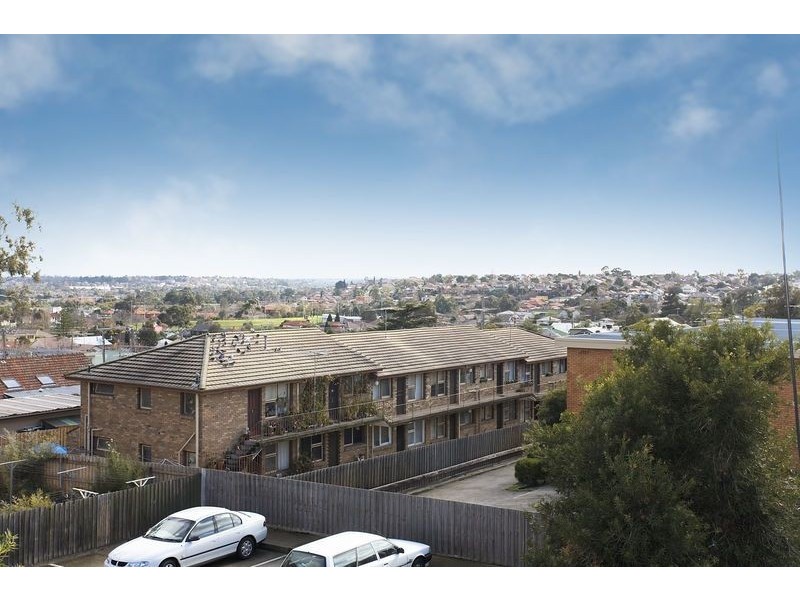 11/10 Murray Street, Brunswick West VIC 3055