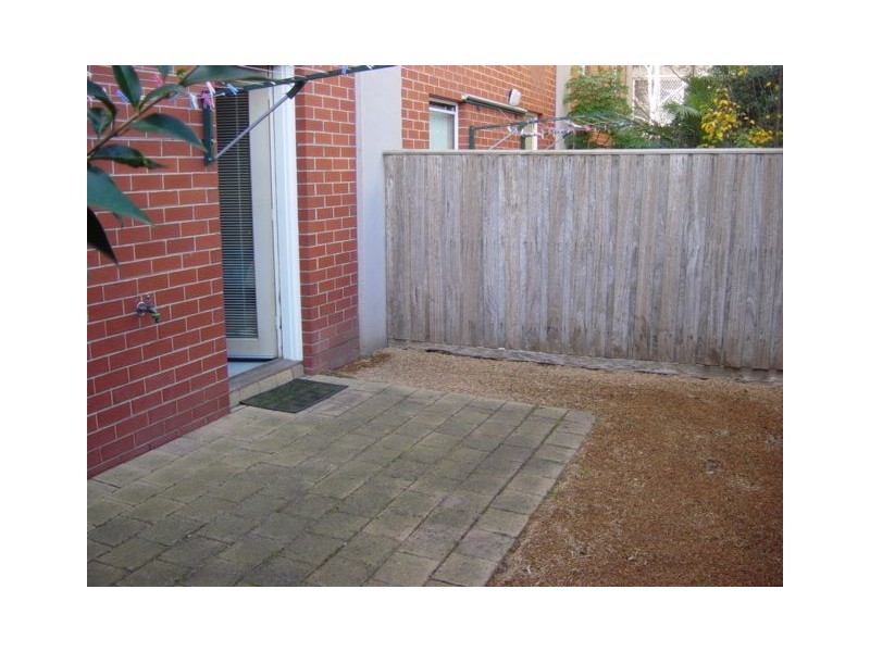 16/16 Nicholson Street, Brunswick East VIC 3057