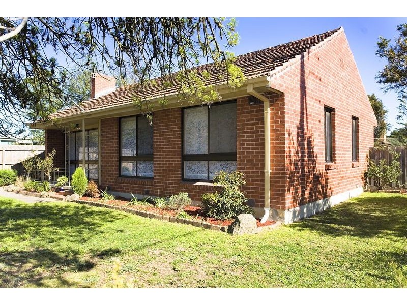 33 Alamein Road, Heidelberg West VIC 3081