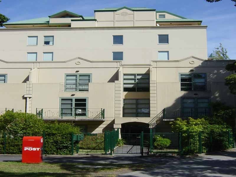 1/193 Royal Parade, Parkville VIC 3052