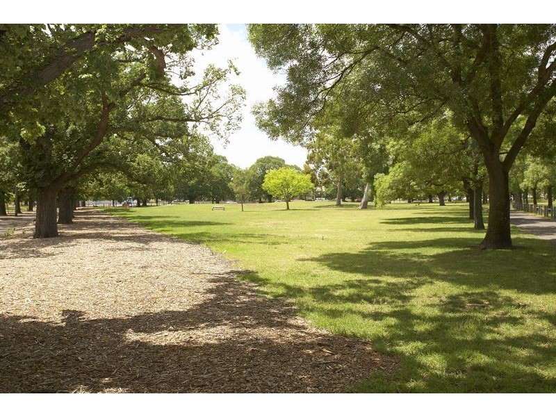 113/445 Royal Parade, Parkville VIC 3052