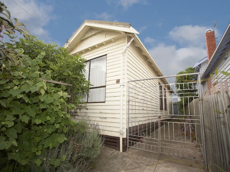 12 Aintree Street, Brunswick East VIC 3057