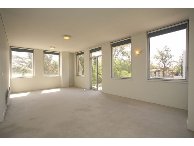 13/2 MacArthur Road, Parkville VIC 3052