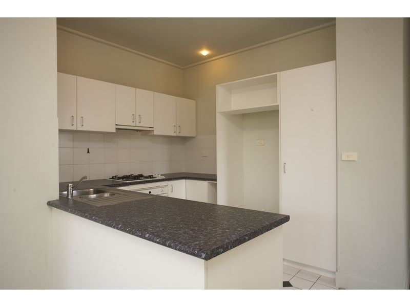 13/2 MacArthur Road, Parkville VIC 3052