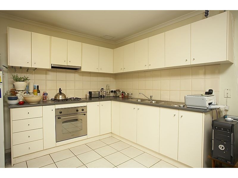 22 Annie Borat Close, Brunswick VIC 3056