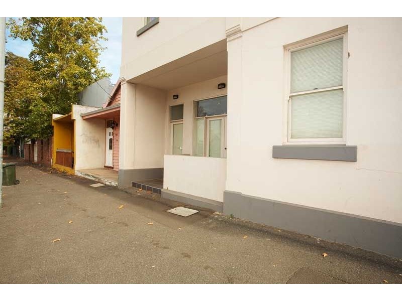 2/545-549 Nicholson Street, Carlton North VIC 3054