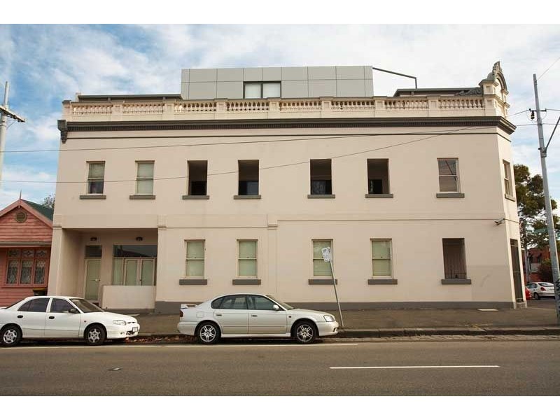 2/545-549 Nicholson Street, Carlton North VIC 3054
