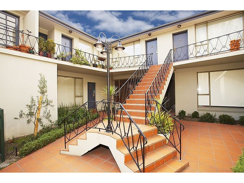 11/6 Sydney Road, Brunswick VIC 3056