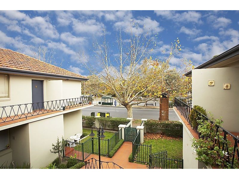 11/6 Sydney Road, Brunswick VIC 3056