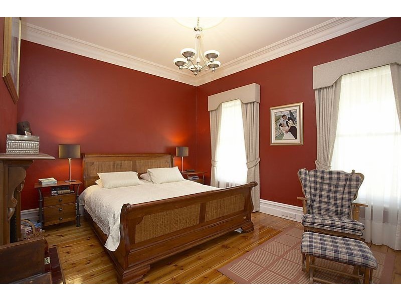 243 Albert Street, Brunswick VIC 3056