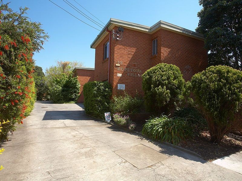 10/13 Hopetoun Avenue, Brunswick West VIC 3055