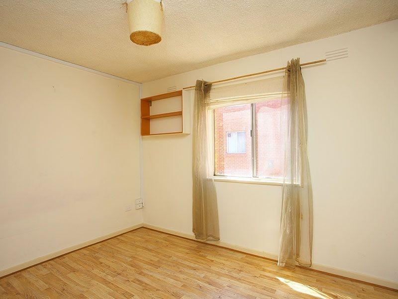 10/13 Hopetoun Avenue, Brunswick West VIC 3055