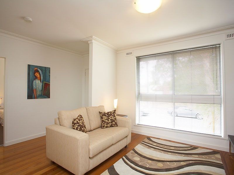 1/23 Fitzgibbon Avenue, Brunswick West VIC 3055